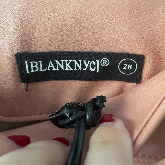 NWT Blank NYC Chelsea Faux leather Pants - Picture 6 of 6